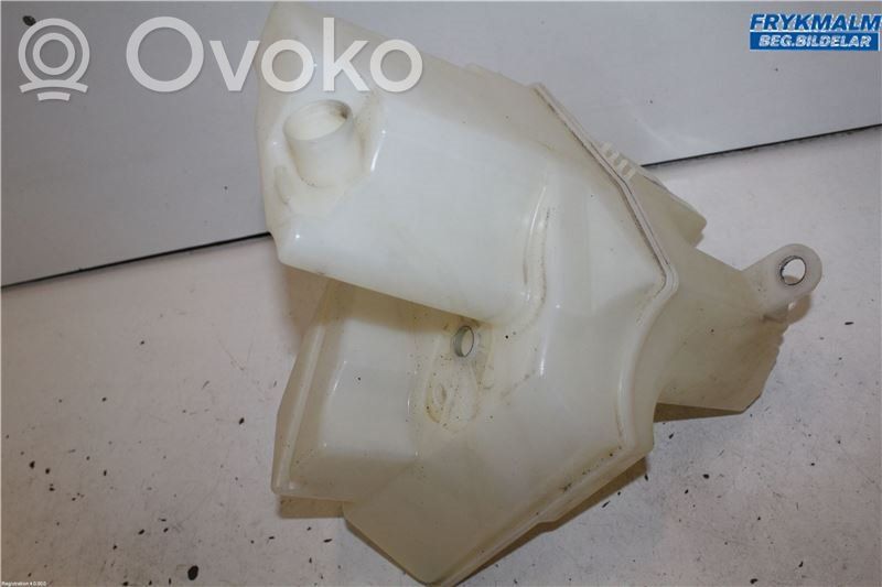 Volvo XC90 Langų skysčio bakelis 