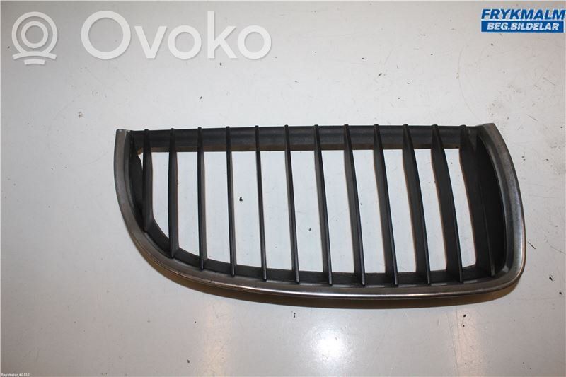 BMW 3 E90 E91 Front bumper lower grill 