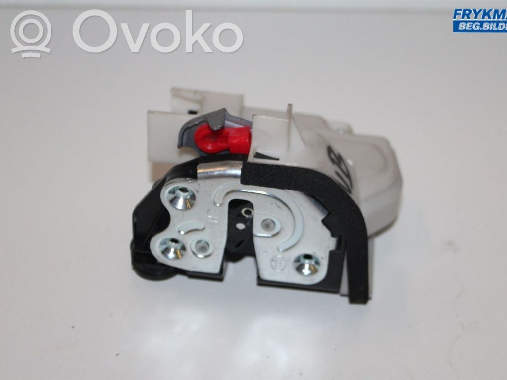 KIA Picanto Takaoven lukko 