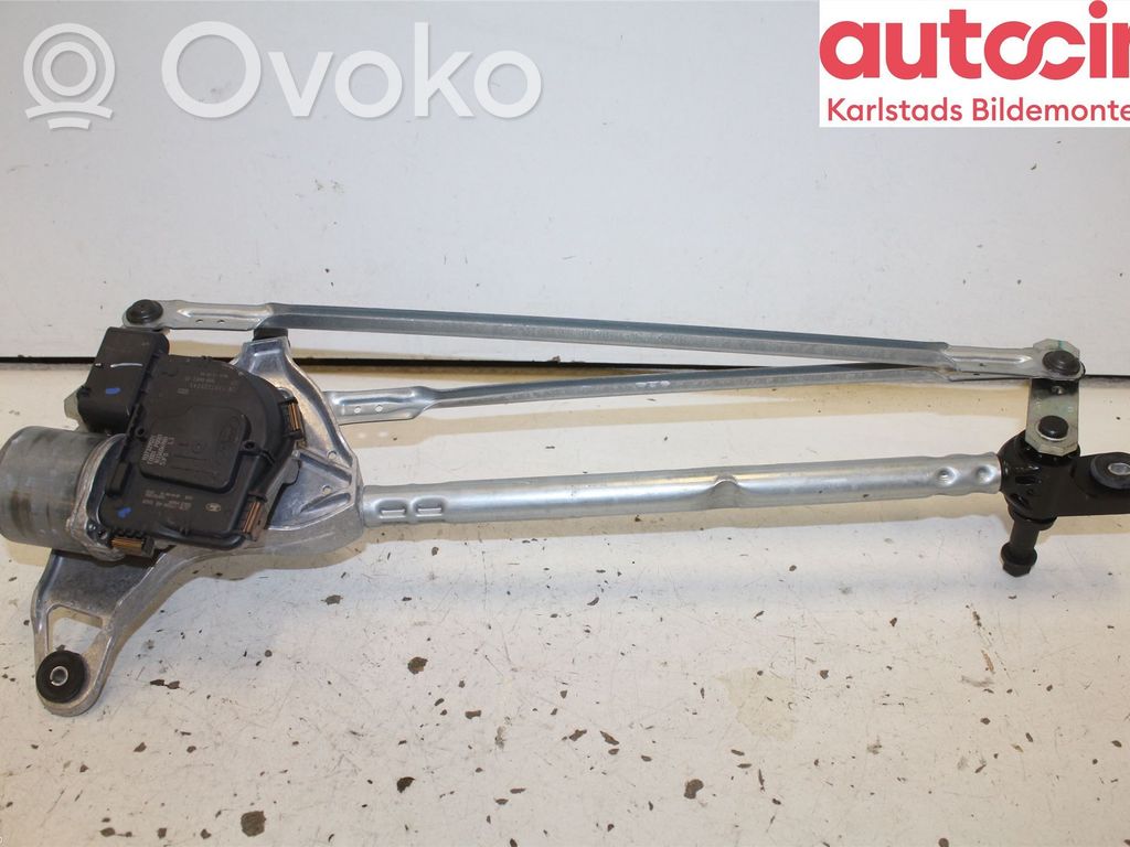 Ford Focus Front wiper linkage 