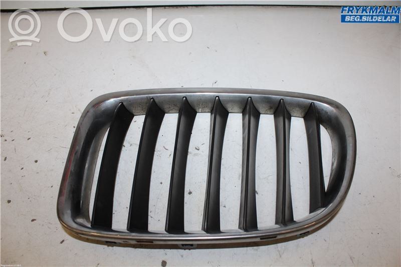 BMW X1 E84 Front bumper lower grill 