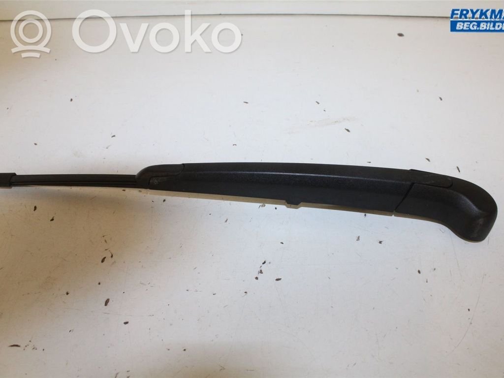 KIA Xceed Rear wiper blade arm 