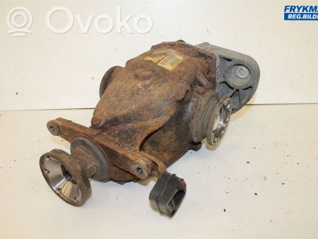 BMW 5 E60 E61 Galinis reduktorius 
