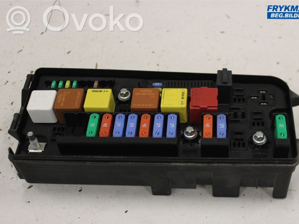 Opel Vectra C Fuse module 