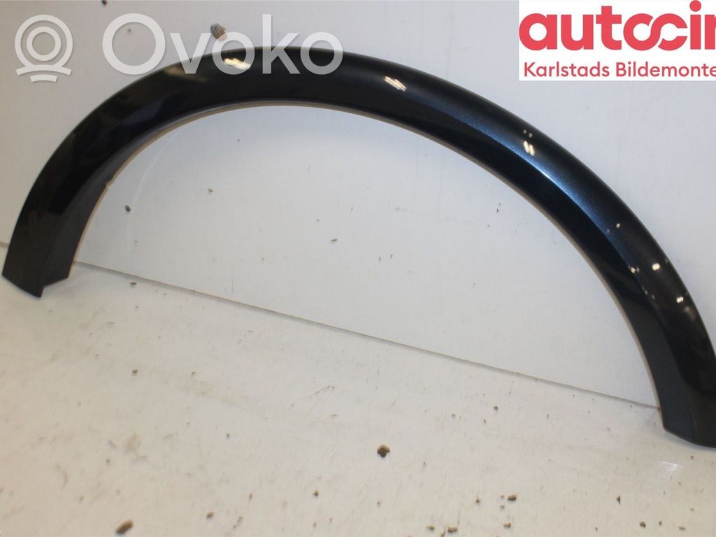 Volvo C30 Front arch trim 