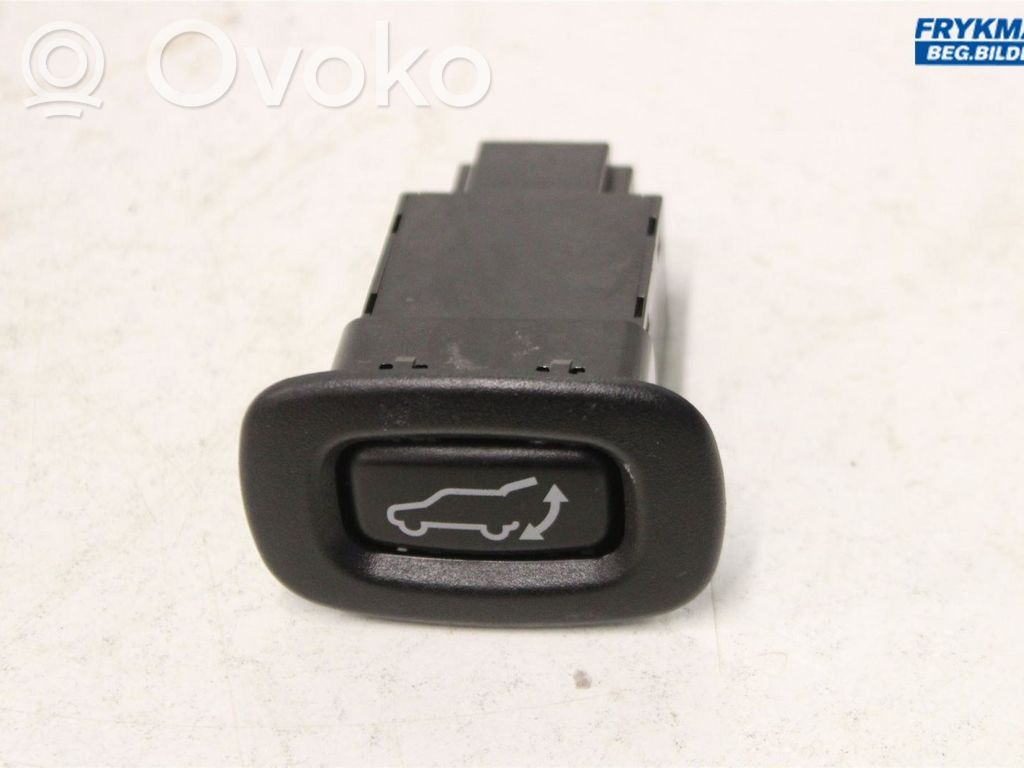 Mitsubishi Outlander Tailgate/boot open switch button 