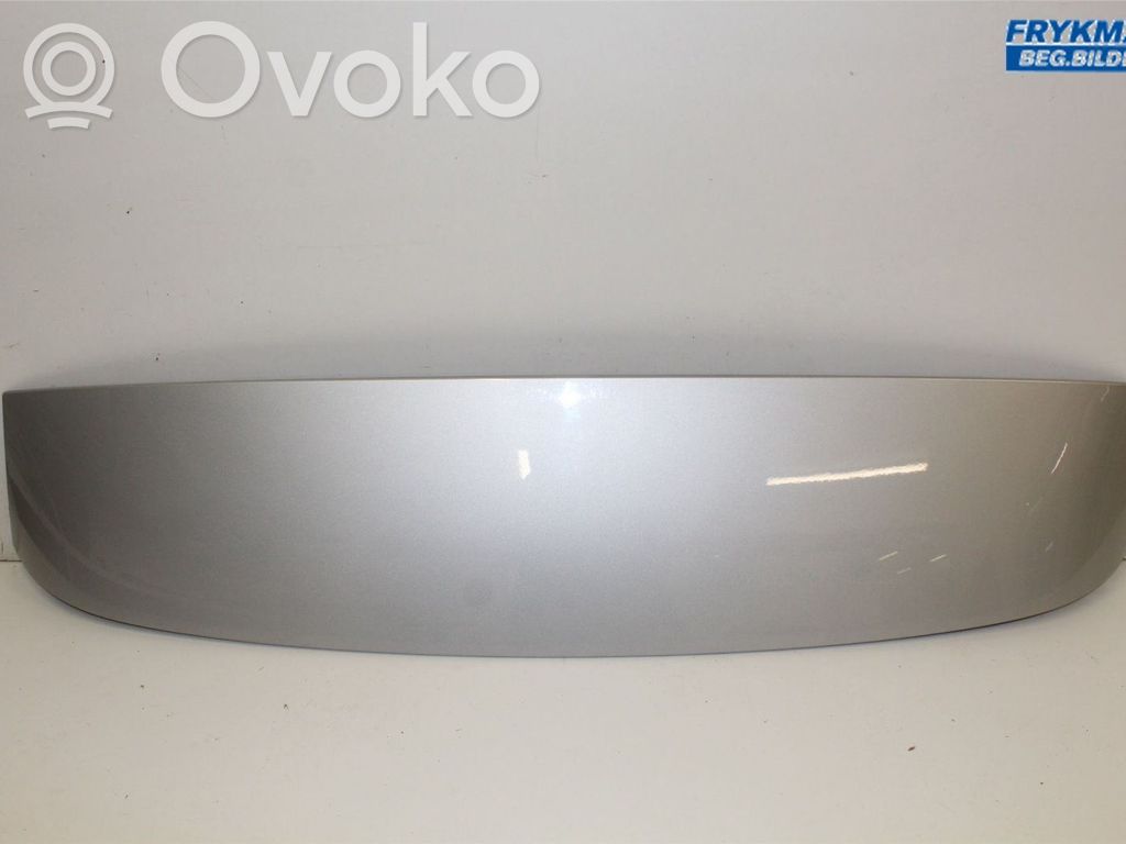 Tailgate/trunk spoiler   51627167189,51627143263,51627143263