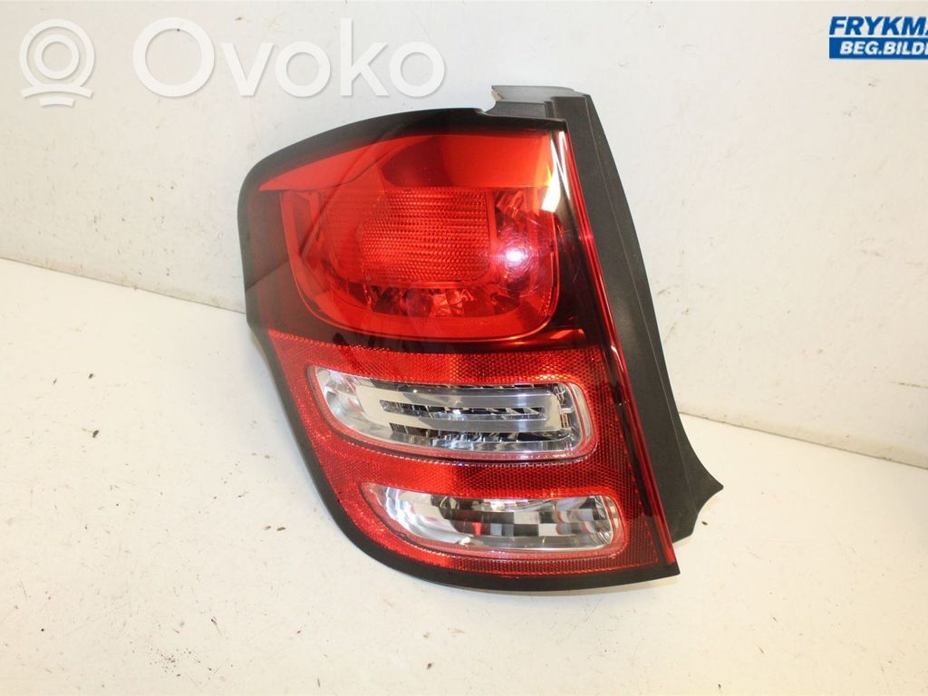 Citroen C3 Aizmugurējais lukturis virsbūvē 
