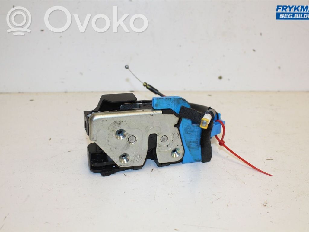 KIA Ceed Rear door lock 