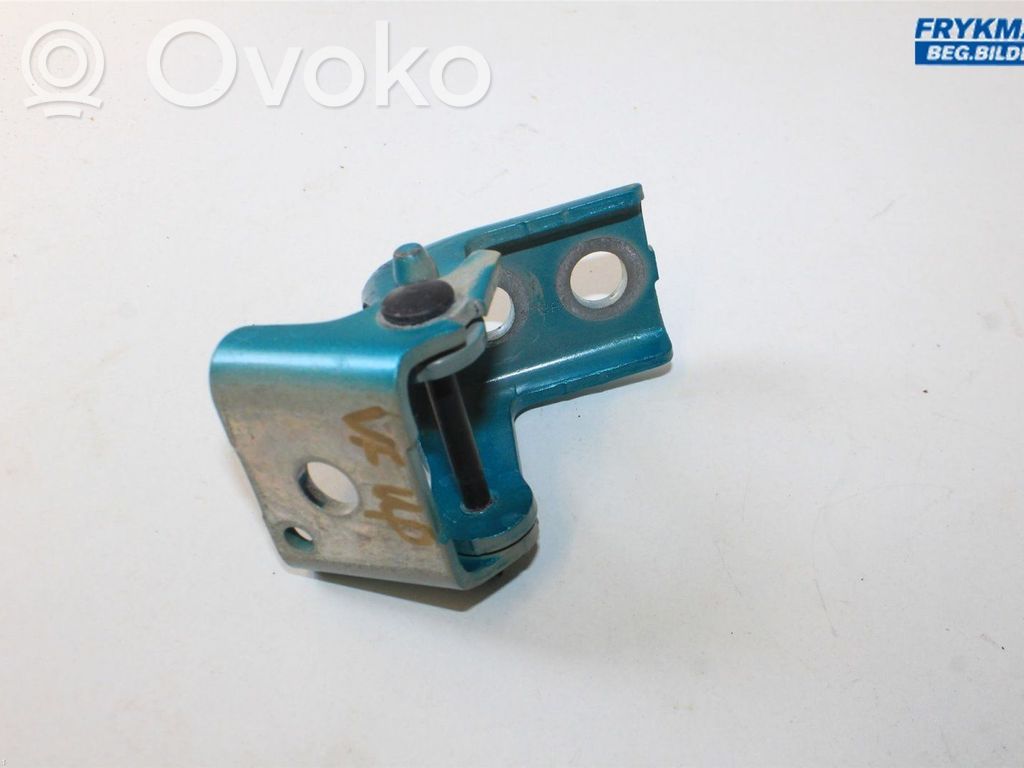 Citroen C3 Front door upper hinge 