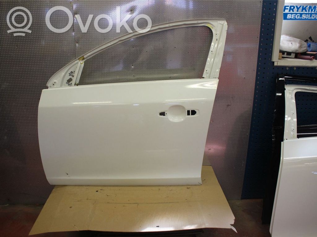 Volvo S60 Дверь 
