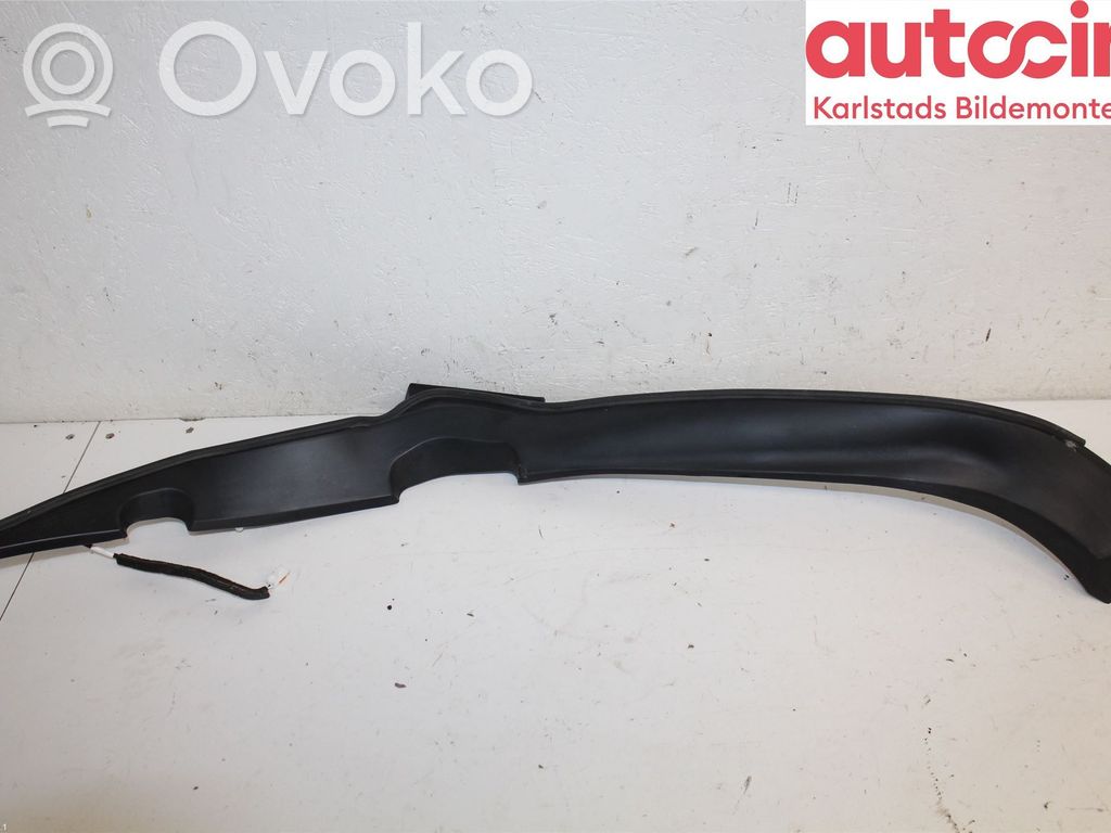 Subaru Outback (BT) Tailgate trim 