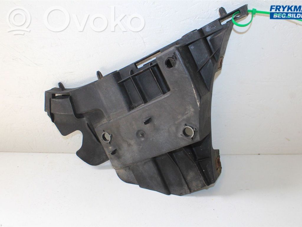 Volvo V70 Front bumper mounting bracket 