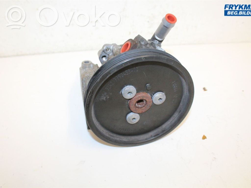 Power steering pump   32416768155