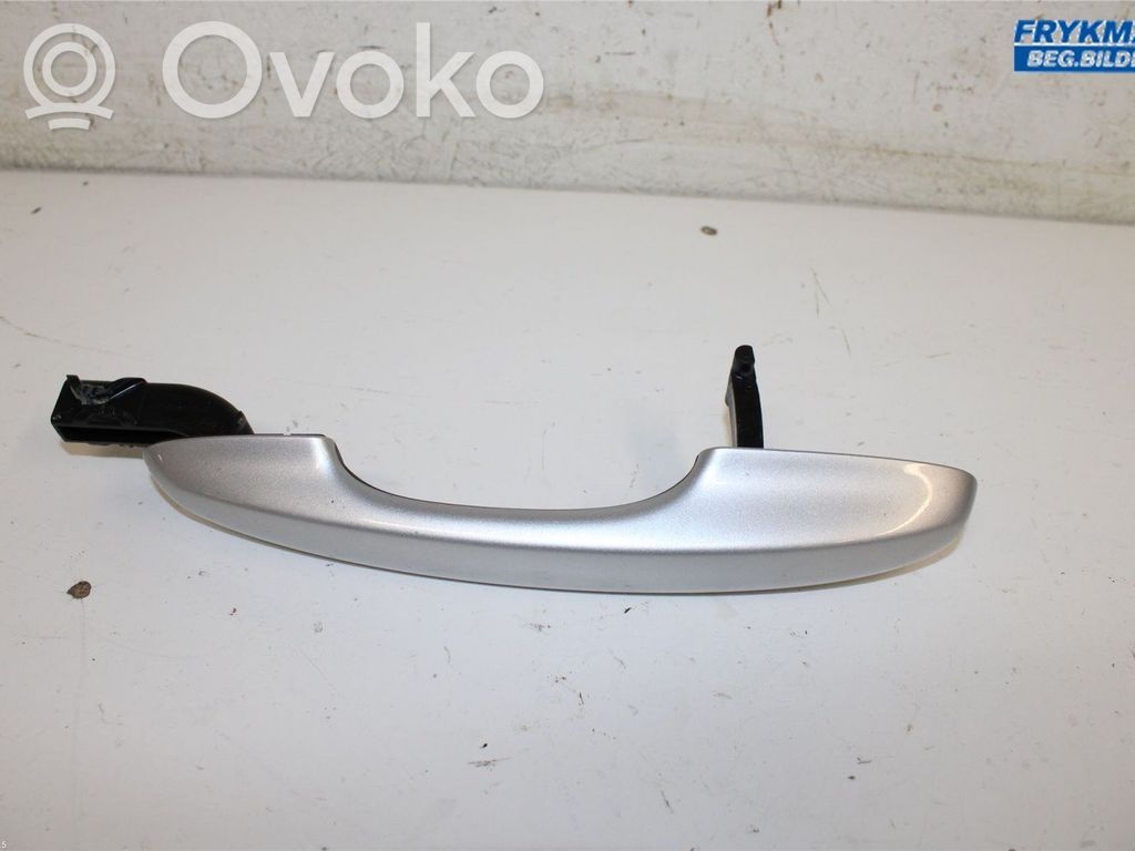 Ford Focus Manecilla externa puerta delantera 