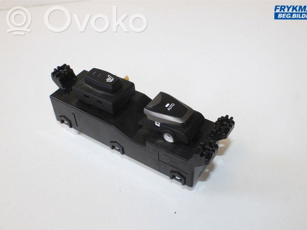 Hyundai Santa Fe Electric window control switch 