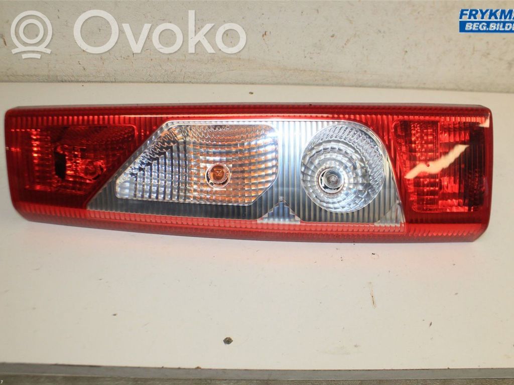 Peugeot Expert Rear/tail lights 