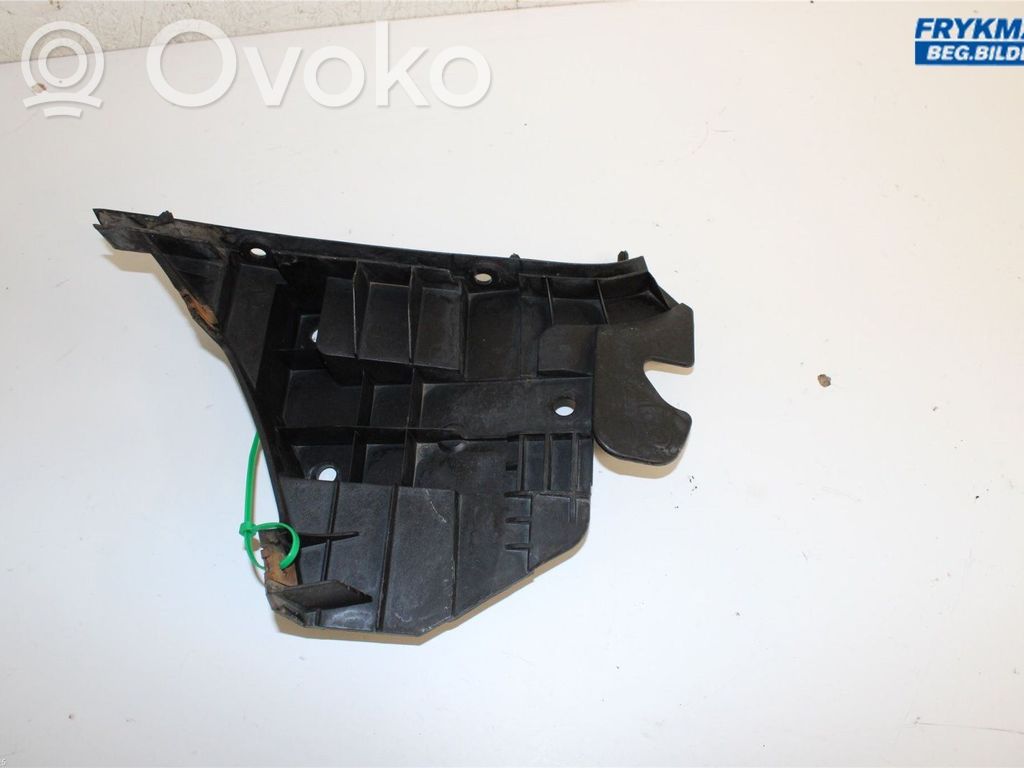 Volvo V70 Front bumper mounting bracket 