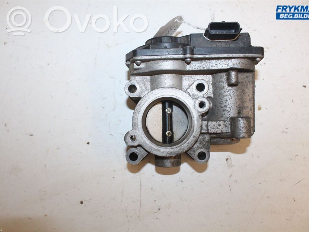 Renault Clio III Throttle valve 