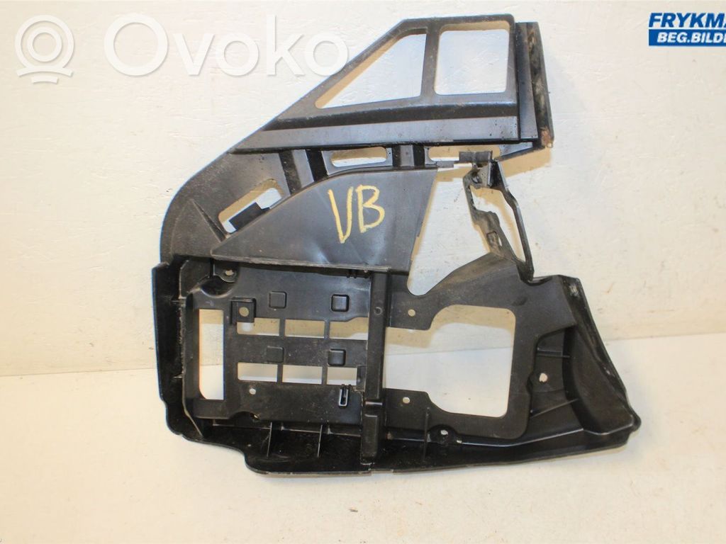 Rear bumper mounting bracket   1712737