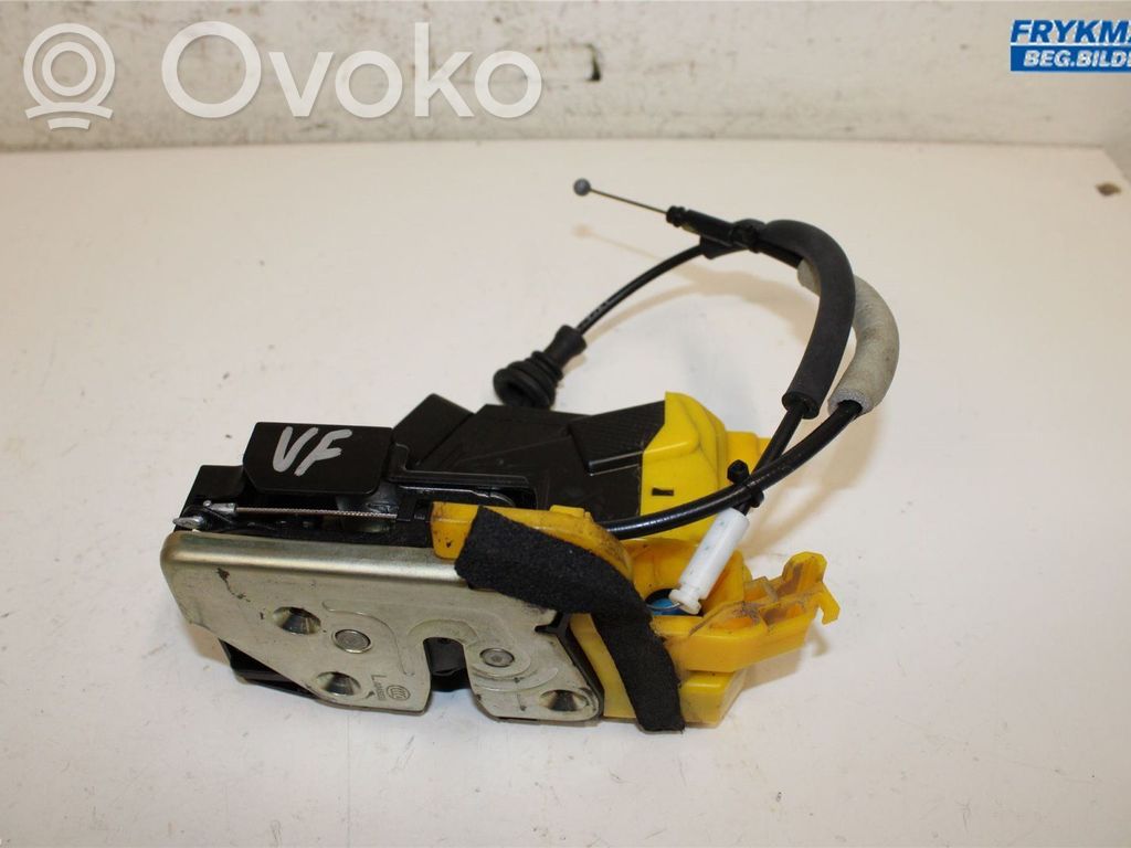 KIA Ceed Front door lock 