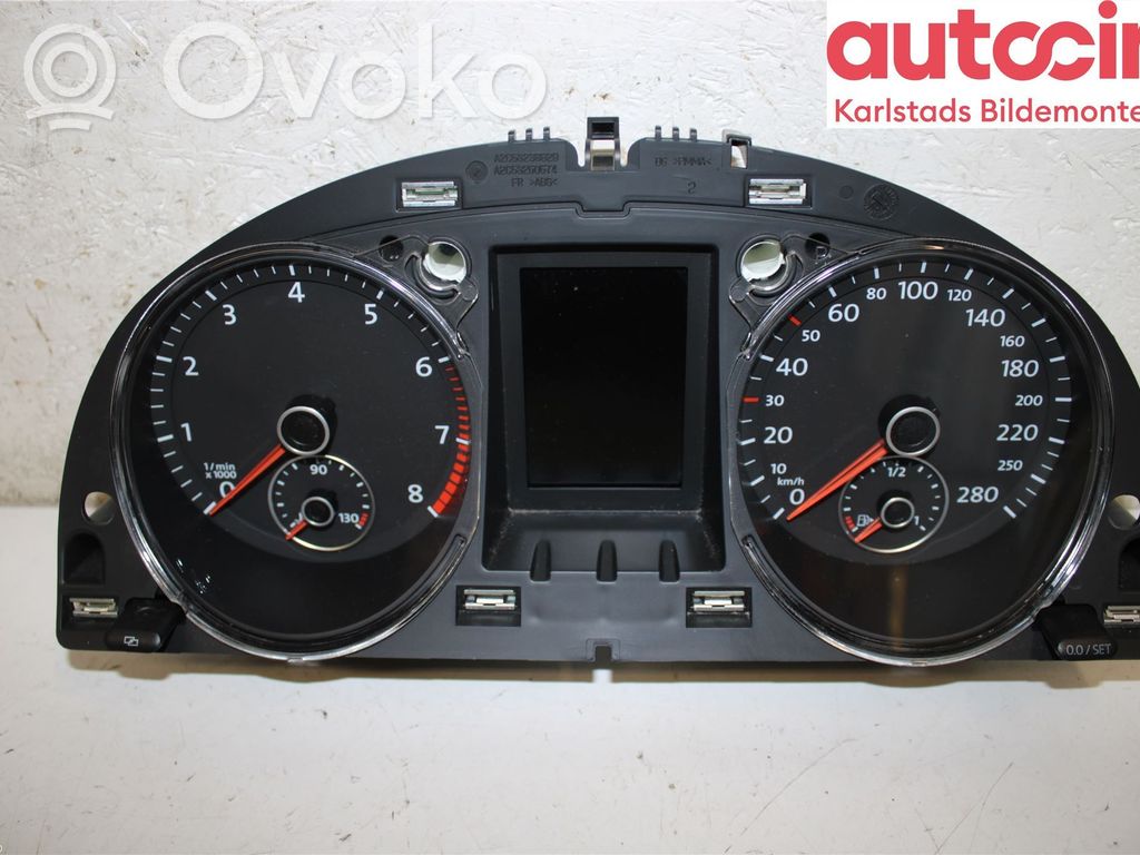 Volkswagen PASSAT CC Tachimetro (quadro strumenti) 