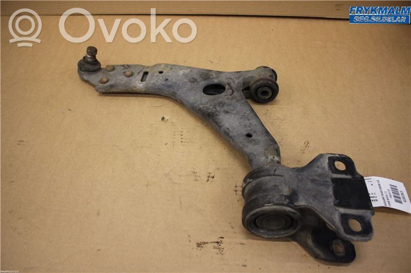 Ford Kuga II Priekinė šakė 