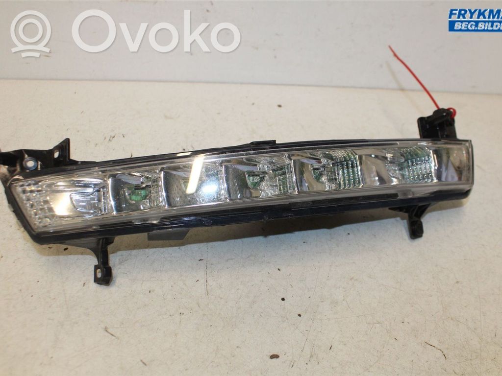 Citroen C4 I Picasso Front indicator light 