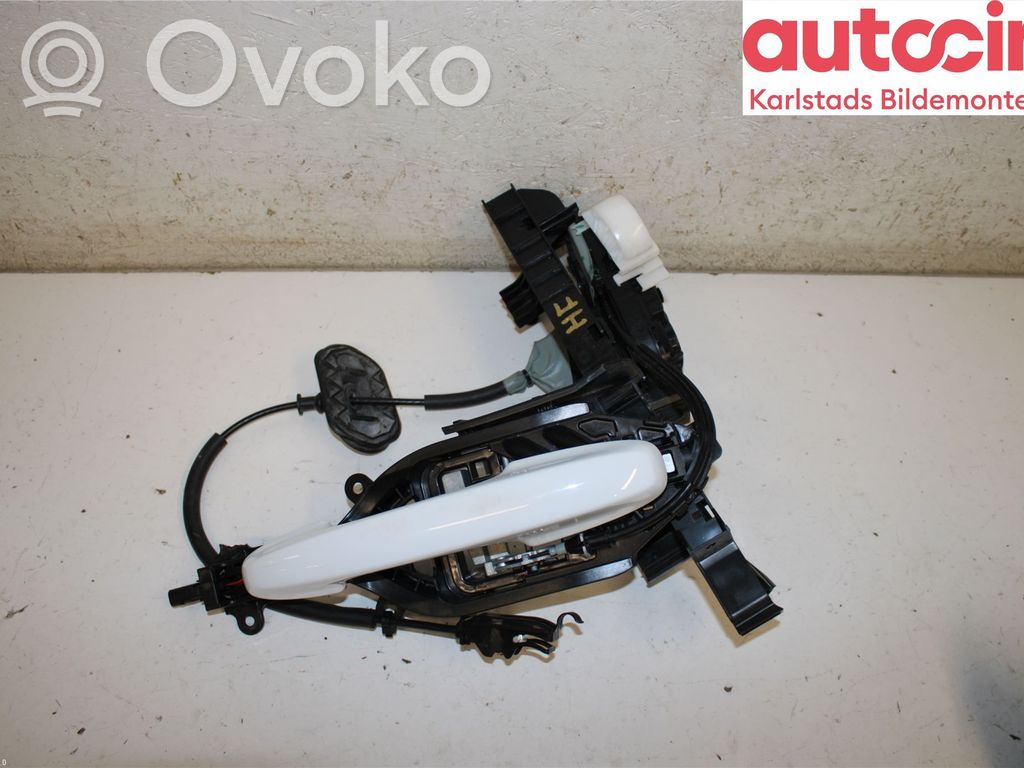 Front door lock   2691834