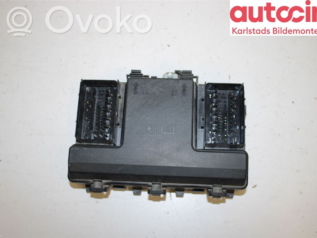 Ford Mondeo MK V Fuse module 