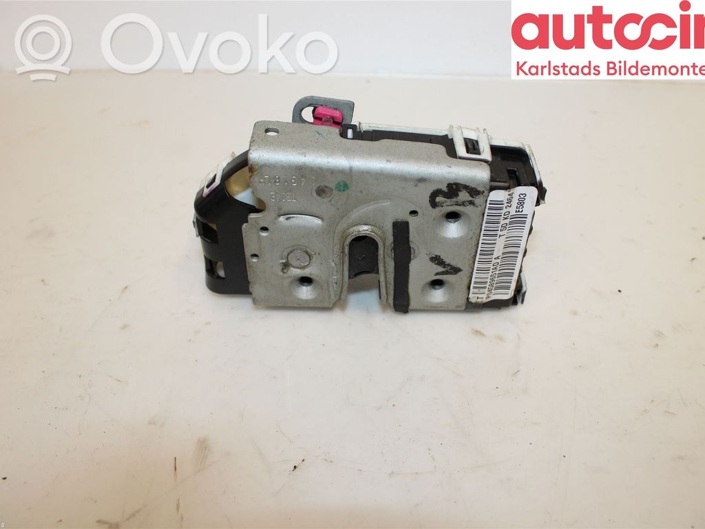 Rear door lock   P04589651ADA,P04589651ADA