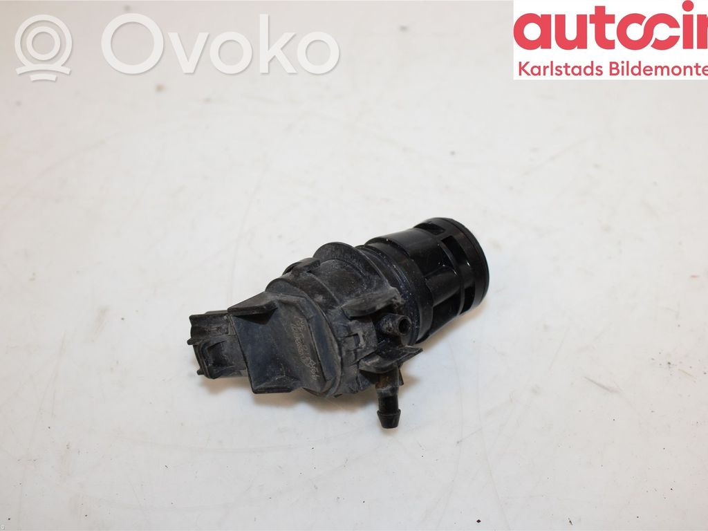 Mazda 6 Windscreen/windshield washer pump 