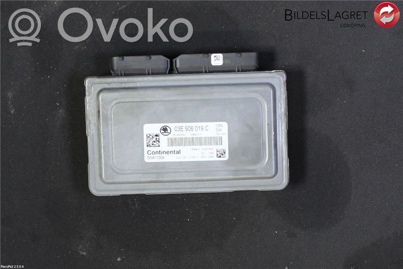 Unité de commande / module d'injection   03E906019C,5WA11004,03E906019C