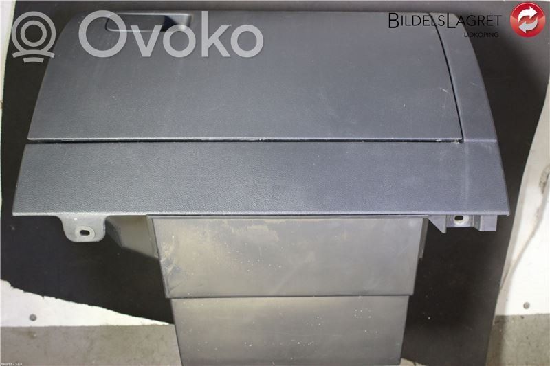 Volkswagen Polo V 6R Schowek deski rozdzielczej / Komplet 