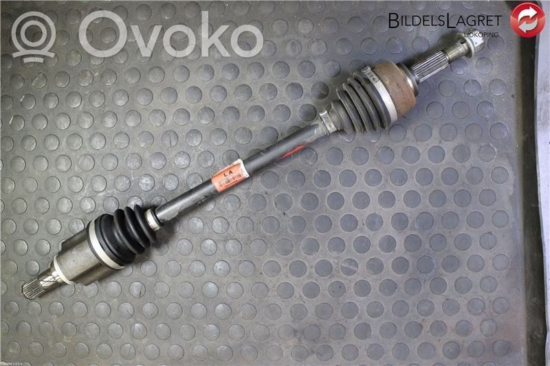 Nissan Note (E12) Priekšējā pusass 