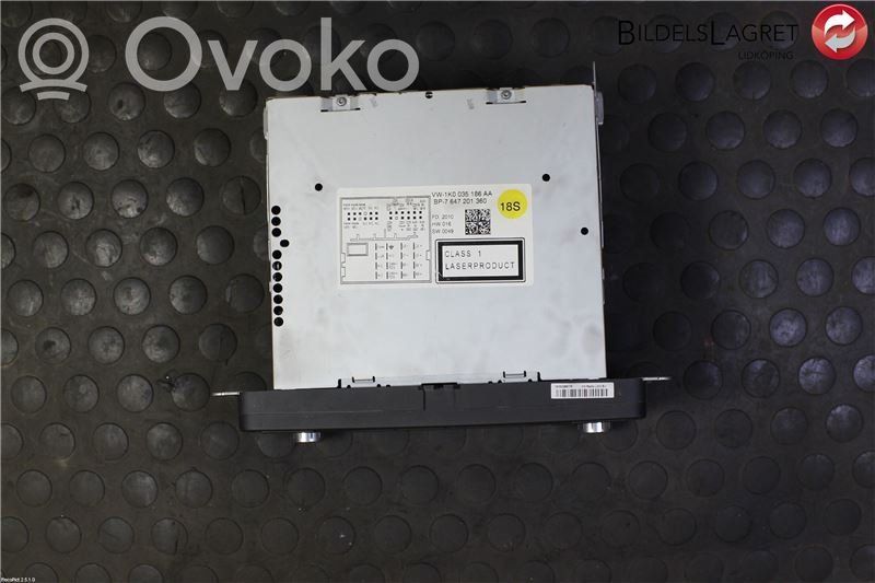 Volkswagen PASSAT B6 Panel / Radioodtwarzacz CD/DVD/GPS 