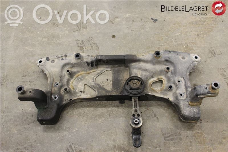 Volkswagen Jetta VI Rama pomocnicza przednia 