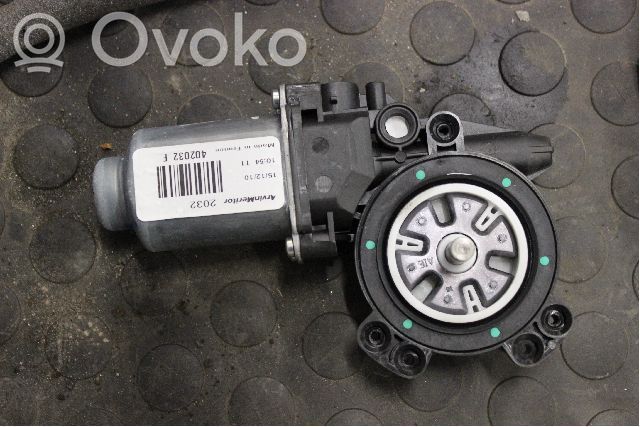 Nissan Qashqai Motor macara geam ușă față 