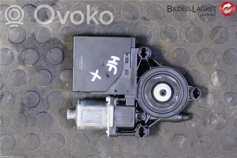 Volkswagen PASSAT B7 Silnik regulatora szyby drzwi przednich 
