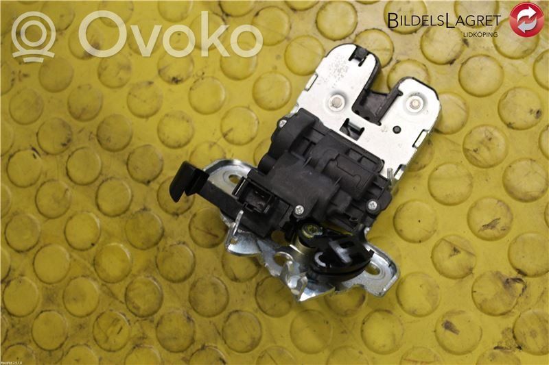 Volkswagen Jetta VI Zamek klapy tylnej / bagażnika 