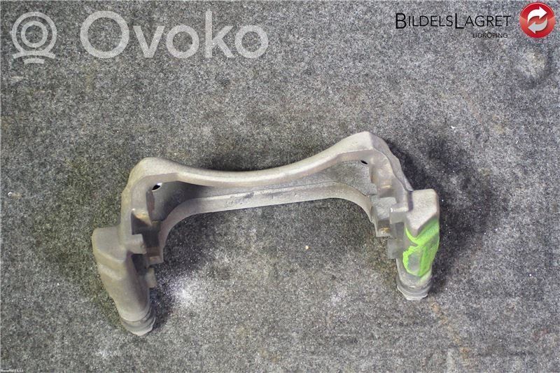 Seat Leon (5F) Mocowanie przedniego zacisku hamulca 