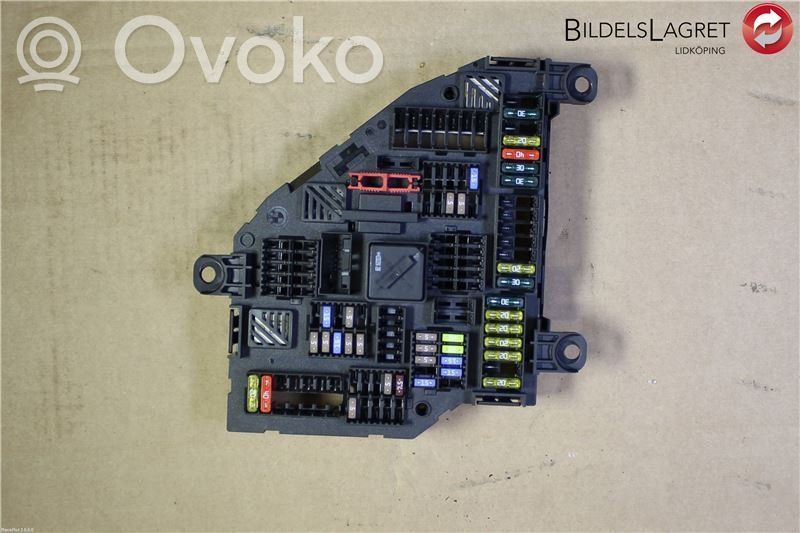 BMW X3 F25 Sicherungskasten 
