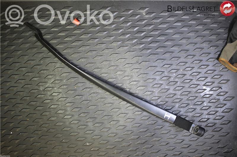 Toyota Auris 150 Ramię wycieraczki szyby przedniej / czołowej 