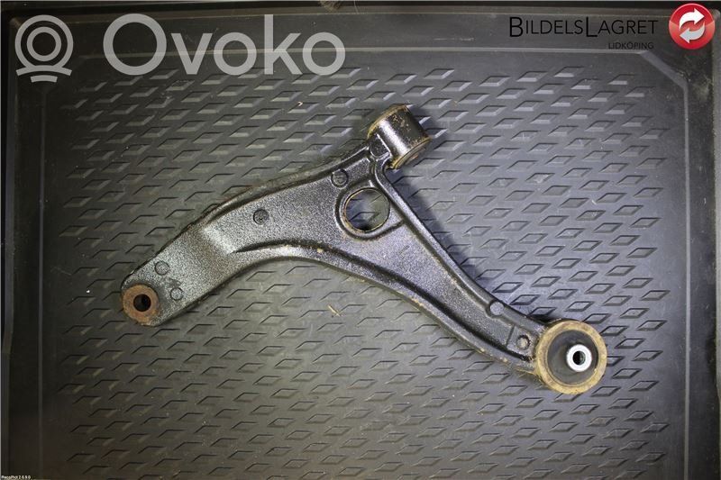 Renault Master III Front lower control arm/wishbone 