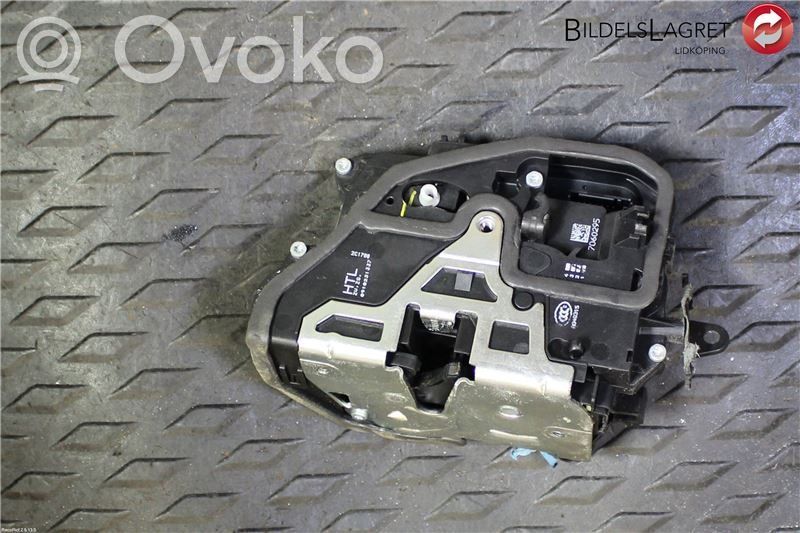 BMW 3 E90 E91 Galinių durų spyna 