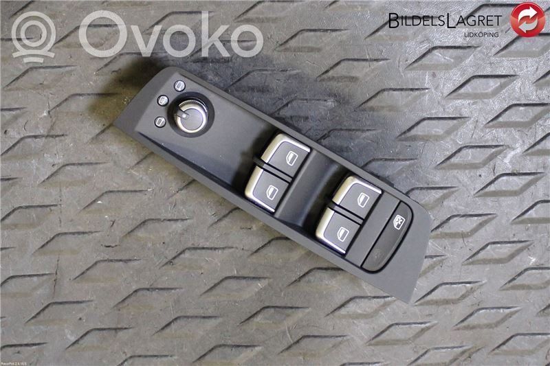Audi A1 Electric window control switch 