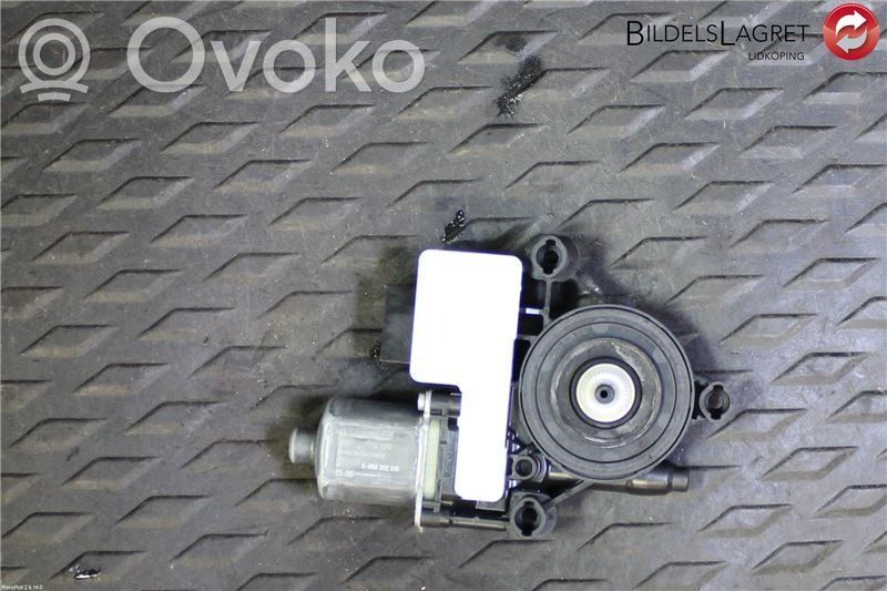 Seat Leon (5F) Silniczek podnoszenia szyby drzwi tylnych 