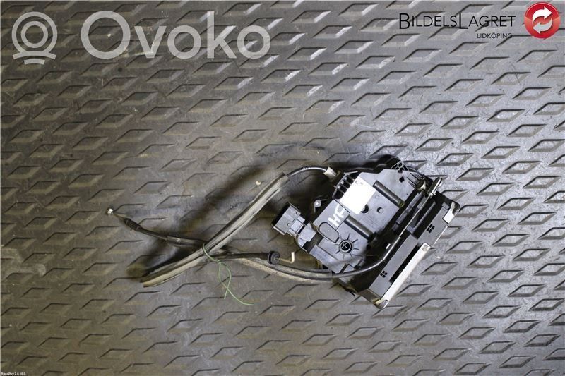 Peugeot Boxer Front door lock 