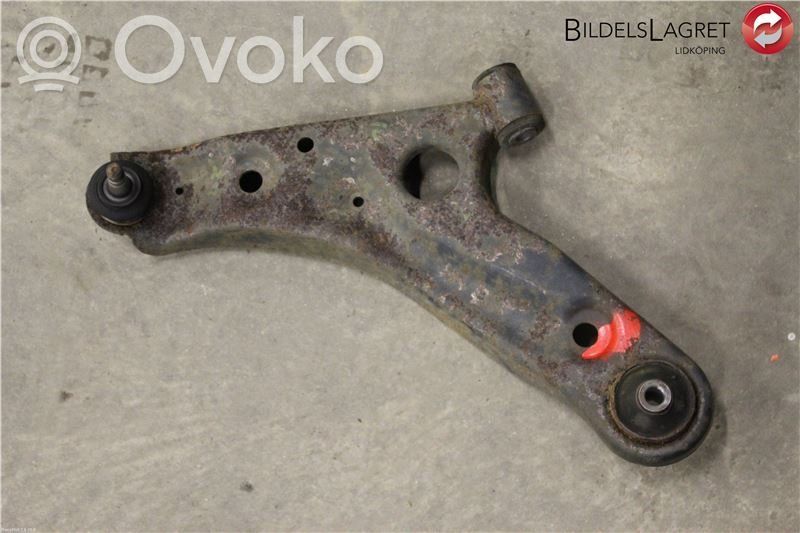 Suzuki Alto Querlenker Achsschenkel vorne 