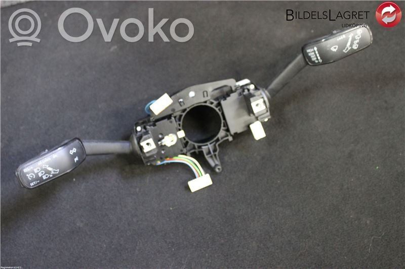 Skoda Octavia Mk3 (5E) Interruptor/palanca de limpiador de luz de giro 